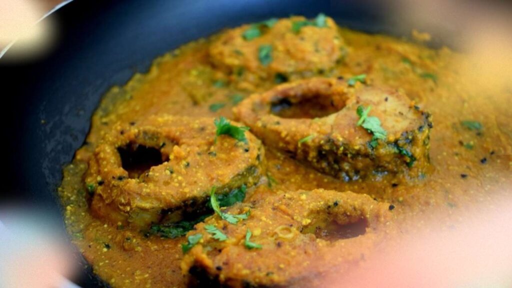 Bengali Fish Curry Recipe (Indian Fish Masala)